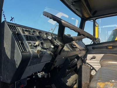 Freightliner FL60 Steering Column
