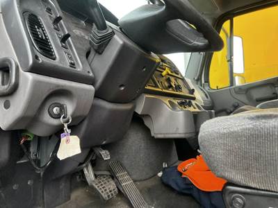 Freightliner M2 106 Steering Column