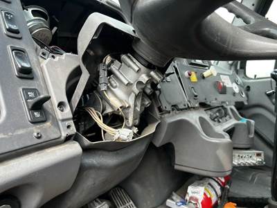 Freightliner M2 106 Steering Column