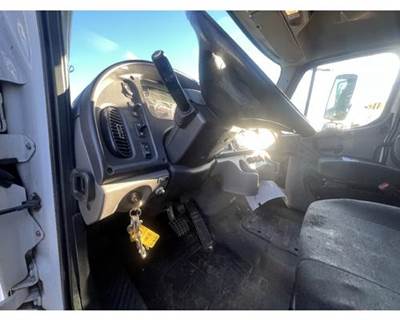 Freightliner M2 106 Steering Column