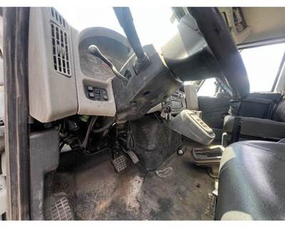 International 4400 Steering Column