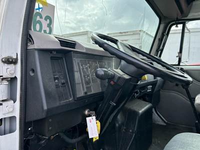 International 4700 Steering Column