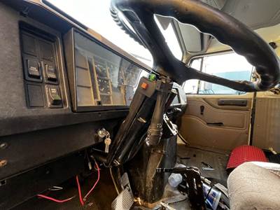 International 4700 Steering Column