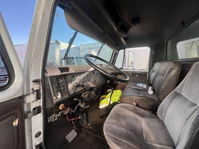 International 4700 Steering Column