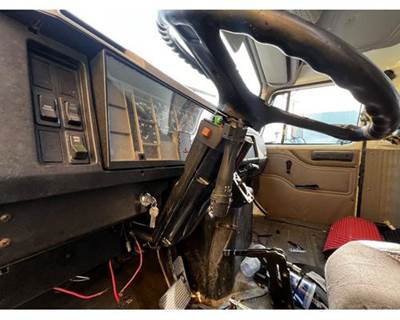International 4700 Steering Column