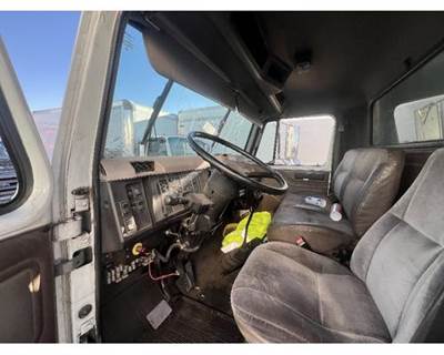 International 4700 Steering Column