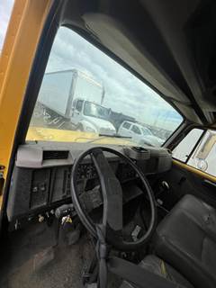 International 4900 Steering Column