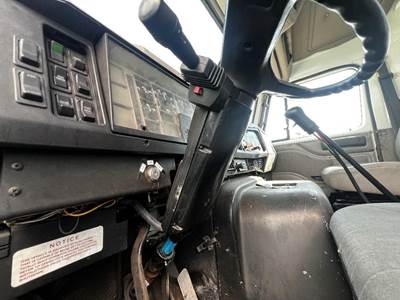 International 8100 Steering Column