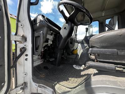 Isuzu FTR Steering Column