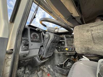 Mack Pinnacle CXU612 Steering Column for a Mack CXU612