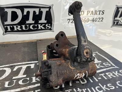 International 4300 Steering Gear / Rack