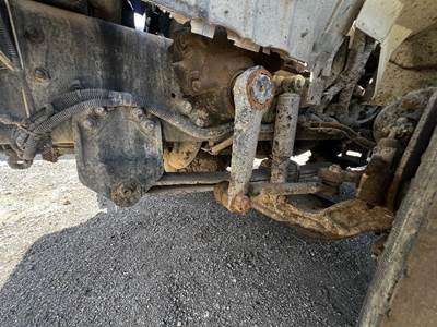 International 7500 Steering Gear / Rack