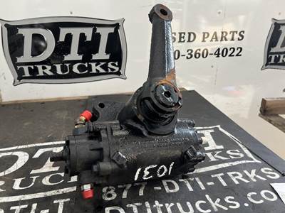 International 7500 Steering Gear / Rack
