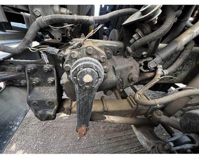 International 8100 Steering Gear / Rack