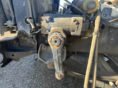 International 9400i Steering Gear / Rack