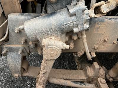 Peterbilt 337 Steering Gear / Rack