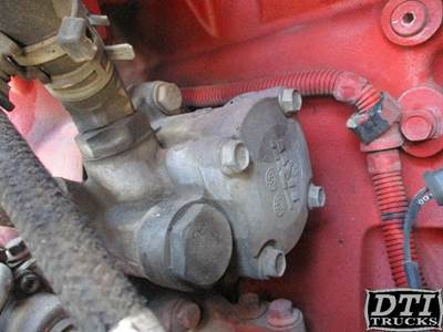 Cummins ISX15 Steering Pump for a Kenworth T800