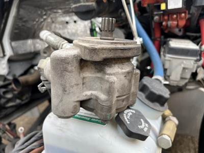 Detroit M2 106 Steering Pump for a Freightliner M2 106