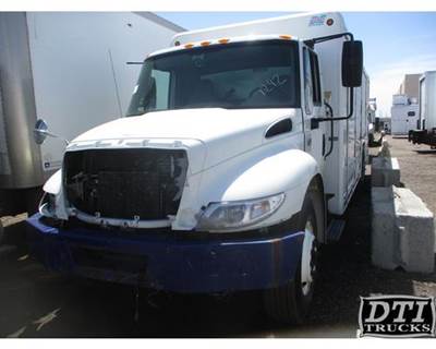 International DT466E Steering Pump for a International 4300