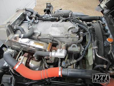 Isuzu 4HK1TC Steering Pump for a Isuzu NPR