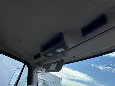 Freightliner M2 106 Interior Sun Visor