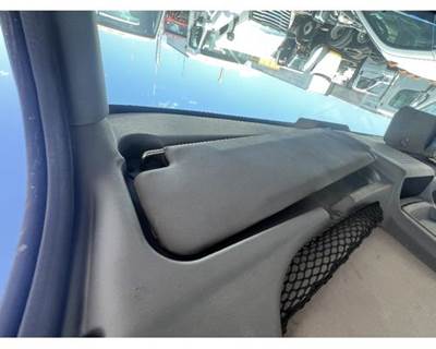 International 4400 Right Interior Sun Visor