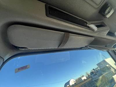 International 4700 Interior Sun Visor