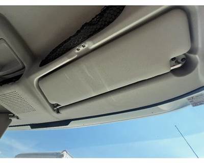 International 7500 Interior Sun Visor