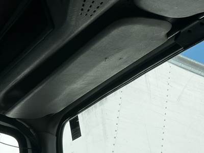 International 8100 Interior Sun Visor