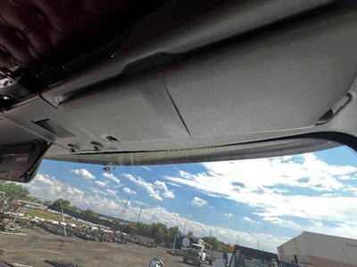 Kenworth T680 Interior Sun Visor