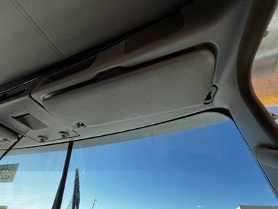Kenworth T800 Interior Sun Visor