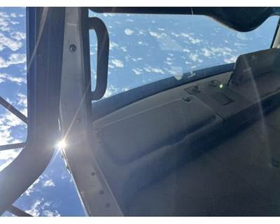 Kenworth T800 Right Interior Sun Visor