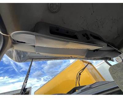 Mack Pinnacle CXU612 Interior Sun Visor for a Mack CXU612
