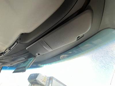 Peterbilt 579 Interior Sun Visor