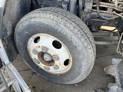 Isuzu NPR Tire