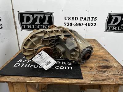 Ford F-550 Transfer Case Assembly for a Ford F550