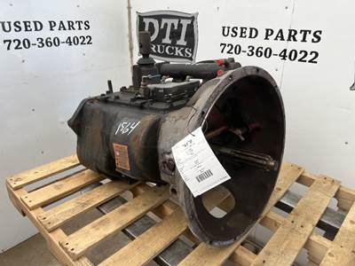 Fuller FRO16210C Transmission for a Kenworth T680