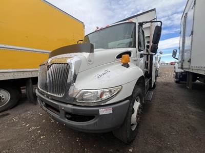 International 4300 Transmission