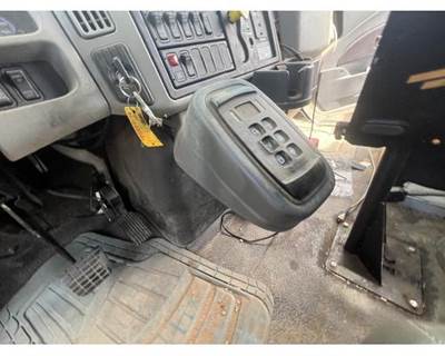 International 4400 Transmission