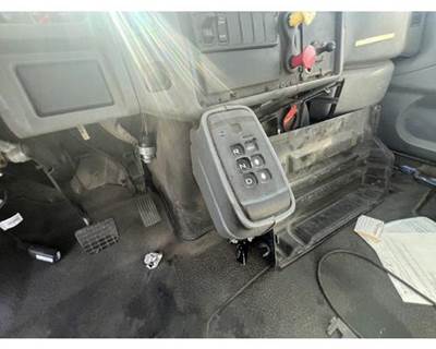 International 4400 Transmission
