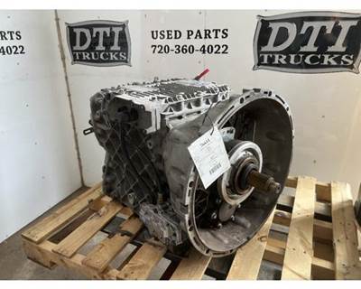 Mack Transmission for a Mack CXU612