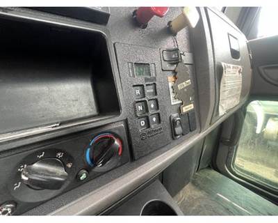 Peterbilt 337 Transmission