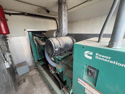 Chevrolet C6500 Truck Body