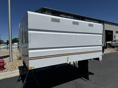 GMC C7500 Truck Body