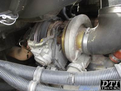 Detroit Series 60 14.0L Turbocharger / Supercharger for a Freightliner COLUMBIA 120