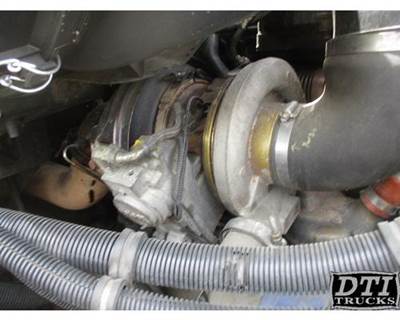 Detroit Series 60 14.0L Turbocharger / Supercharger for a Freightliner COLUMBIA 120