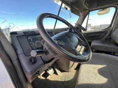 Freightliner Cascadia Turn Signal Switch