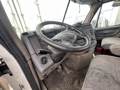 Freightliner Cascadia Turn Signal Switch