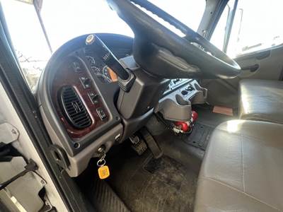 Freightliner M2 106 Turn Signal Switch