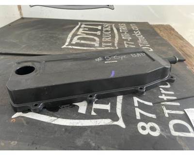 Freightliner M2 106 Valve Cover